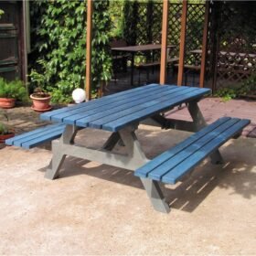 Outdoor Plastic Picnic Tables and Sets